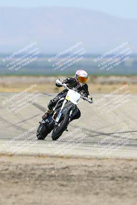media/May-25-2025-Lets Ride (Sun) [[0ff033e448]]/C Group/1140am (Grapevine)/